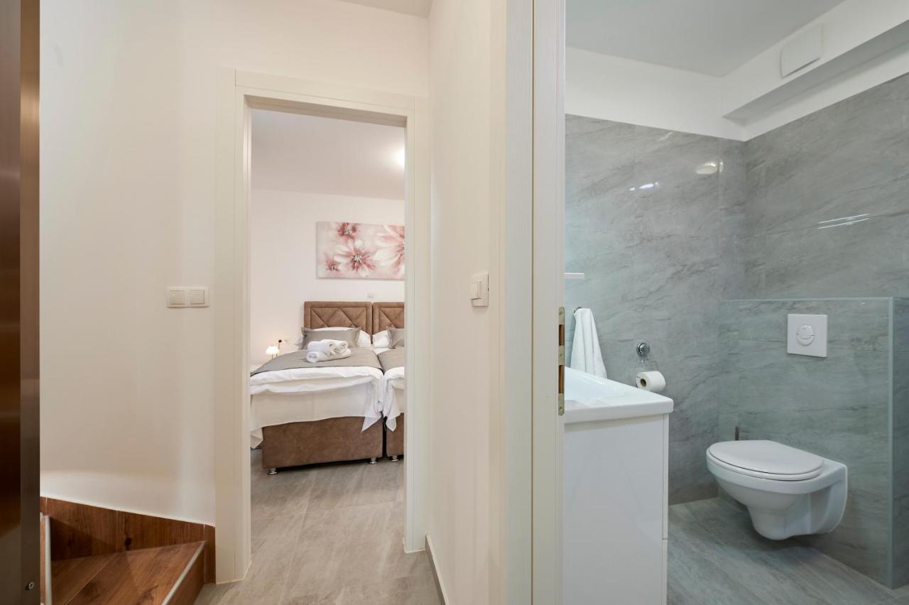 Apartment Gaby 3 Trogir Exterior foto